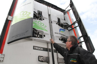 Spedition möchte CO2-Ausstoß senken | ©  Helmut Stapel